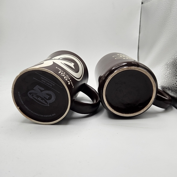 Two Brown Tim Hortons Coffee Cups one is flawed with a chip - Picture 4 of 6